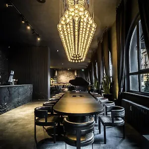4* Отель Black